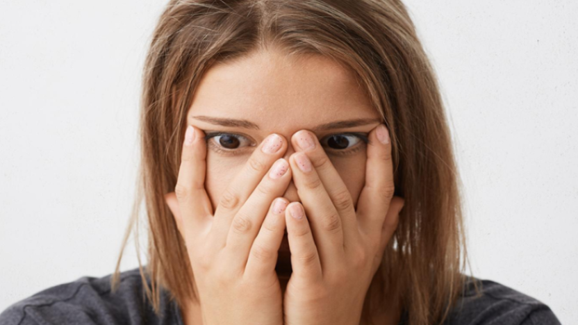 اعراض رهاب الساح وأسبابه وتشخيصه وطرق علاجه اعراض رهاب الساح وأسبابه وتشخيصه وطرق علاجه