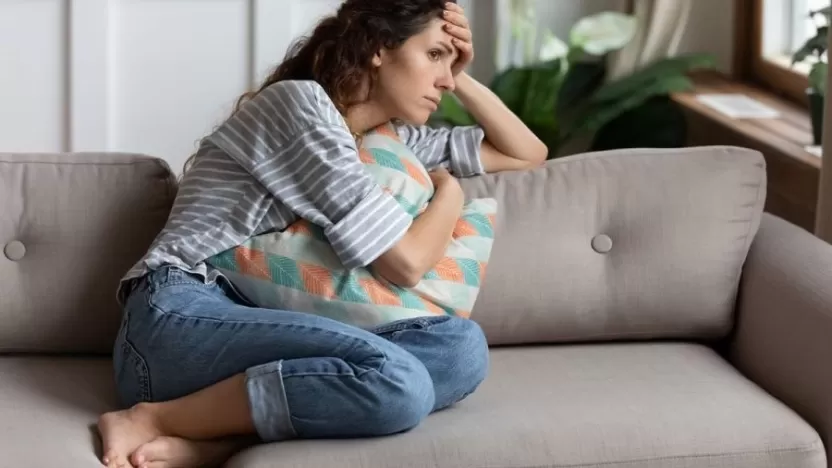 أسباب التوتر عند المرأة، وأعراضه، وكيفية تشخيصه وعلاجه؟