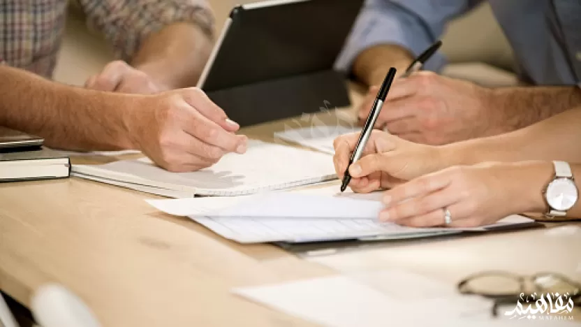 التوقيع أحد خطوات اختتام الخطب المحفلية في فنون الكتابية الوظيفية. صواب خطأ التوقيع أحد خطوات اختتام الخطب المحفلية في فنون الكتابية الوظيفية. صواب خطأ