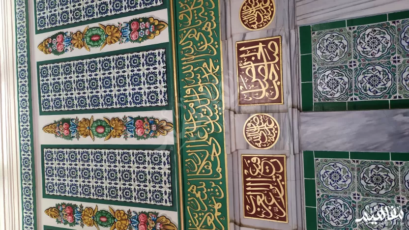 تميزت الفنون الإسلامية بارتباطها باللغة العربية ارتباطاً وثيقاً
