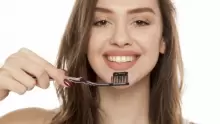 وصفات تبييض الأسنان طبيعيا