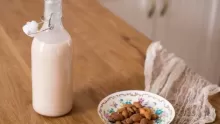 طريقة عمل شراب اللوز في البيت