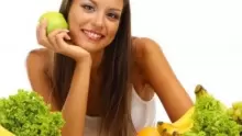 أطعمة تساعد في الحفاظ على الشباب