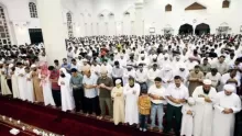 حكم الصلاة في المسجد وثمراته