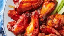 كيفية تحضير طبق جوانح الدجاج بصلصة البافلو