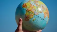 معلومات عن دول خط الاستواء