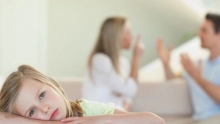 تأثير زواج الأم على نفسية الأطفال