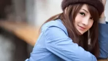 كيف أكون رقيقة وجذابة عند التعامل مع الآخرين؟