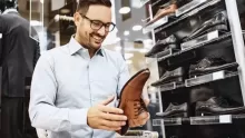 نصائح عند شراء حذاء جديد, وطريقة تنسيقها مع الملابس