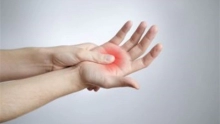 أهم أسباب سخونة اليدين وطرق علاجها