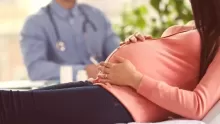 كيف أعرف أن الحمل خارج الرحم، ما هي أعراضه وأسبابه وطرق علاجه؟