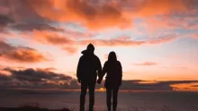 أهم علامات الحب عند الرجل الغامض وكيفية اكتشافها