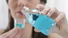 أفضل غسول للفم ونصائح للحفاظ على صحة الفم والأسنان