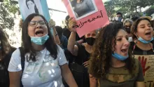 ظاهرة العنف ضد المرأة في المجتمع وتأثيرها على الأفراد والمجتمعات