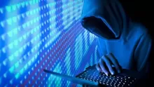 ما هي الجرائم المعلوماتية؟ وكيف يمكنك حماية نفسك منها؟