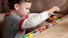 ما هو اضطراب التوحد وتحديد درجته؟ وما هي أهم أعراضه ؟
