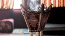 أفضل أنواع البخور لطرد الطاقة السلبية من المنزل