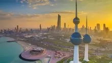 ما هو عدد سكان الامارات وتوزيعها الجغرافي؟