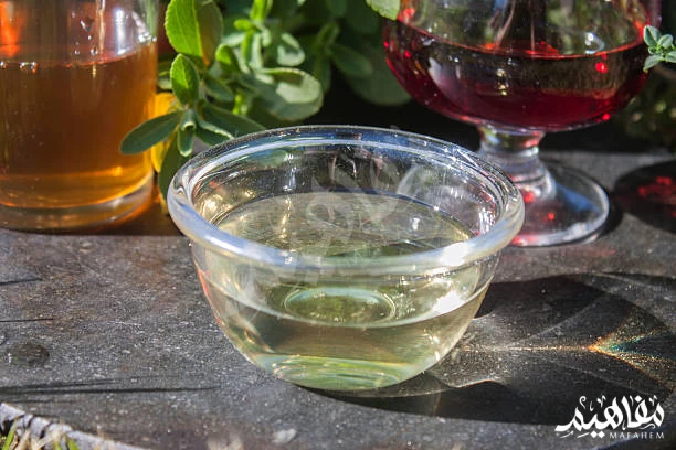 الخل الأبيض للبشرة الدهنية الخل الأبيض للبشرة الدهنية