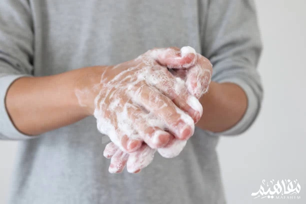 cleaning hands cleaning hands