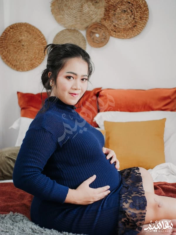 Visible change in breast size during pregnancy Visible change in breast size during pregnancy