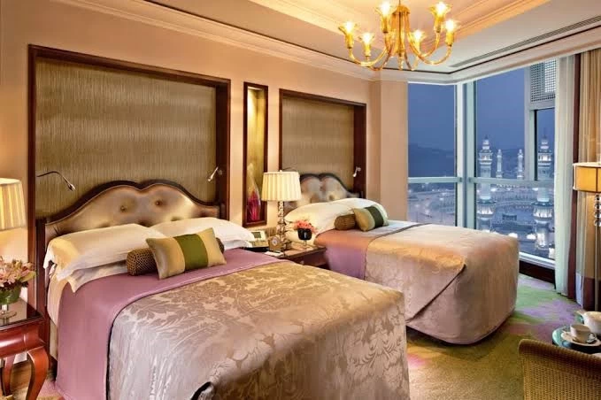 جناح_رويال_يطل_على_الكعبة