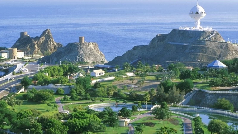 المناخ_في_مدينة_مسقط_عمان