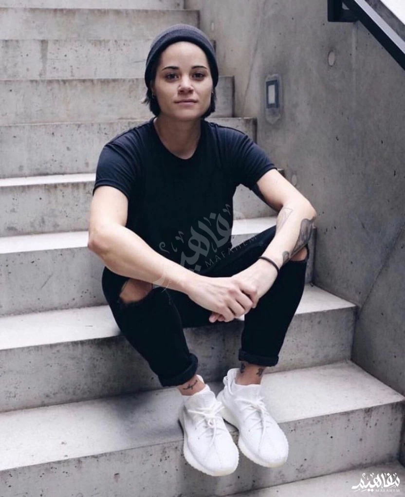 الست-المسترجلة الست-المسترجلة