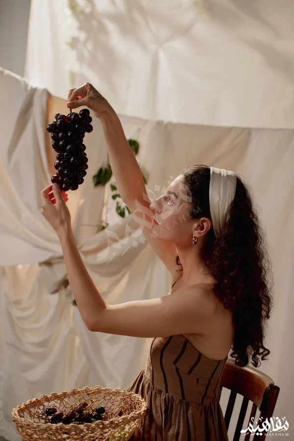 العنب الأسود العنب الأسود