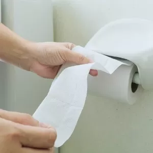 أسباب ظهور الدم في البراز