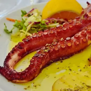 كيفية عمل السبيط بالصلصة