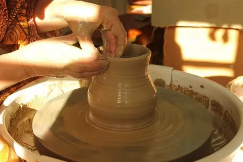 صناعة الفخار3