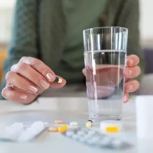 أضرار المضاد الحيوي أضرار المضاد الحيوي