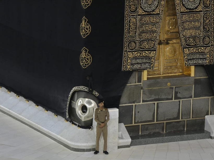 الحجر الأسود والركن اليماني الحجر الأسود والركن اليماني