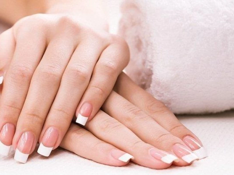 زيت جوز الهند للأظافر زيت جوز الهند للأظافر