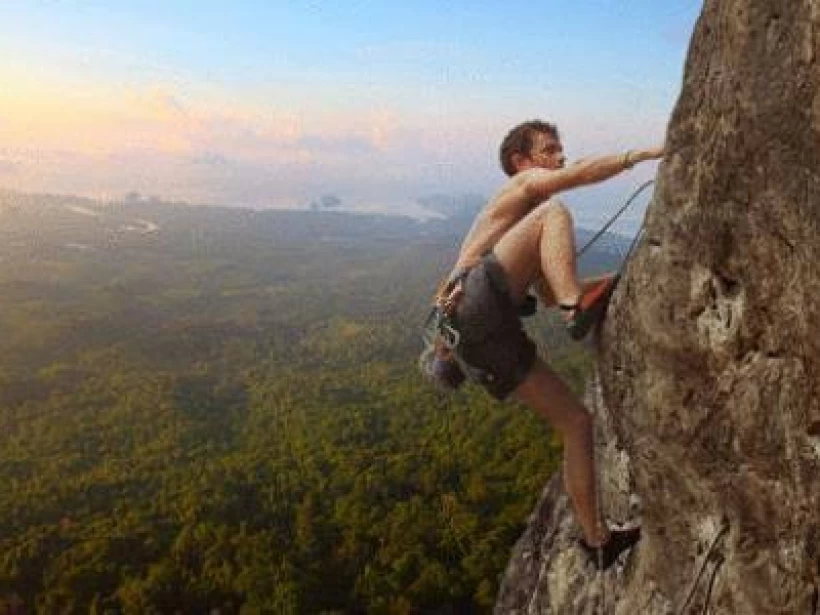 التسلق التقليدي