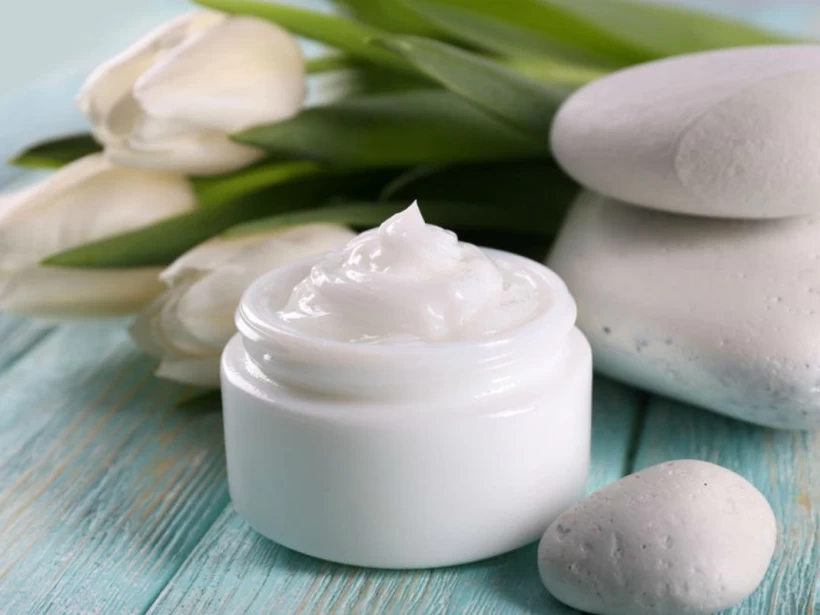 كريم هاي كوين للتفتيح كريم هاي كوين للتفتيح