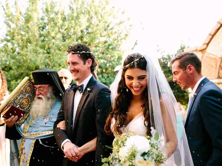 البصق على العروس في حفلات الزفاف في اليونان