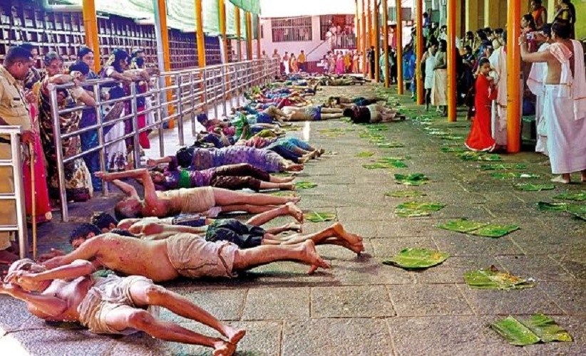 التدحرج على بقايا الطعام في الهند